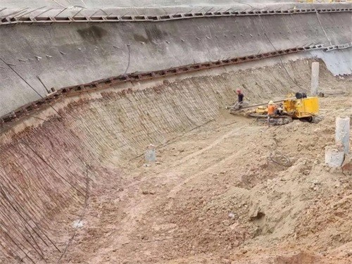 站前基坑边坡加固